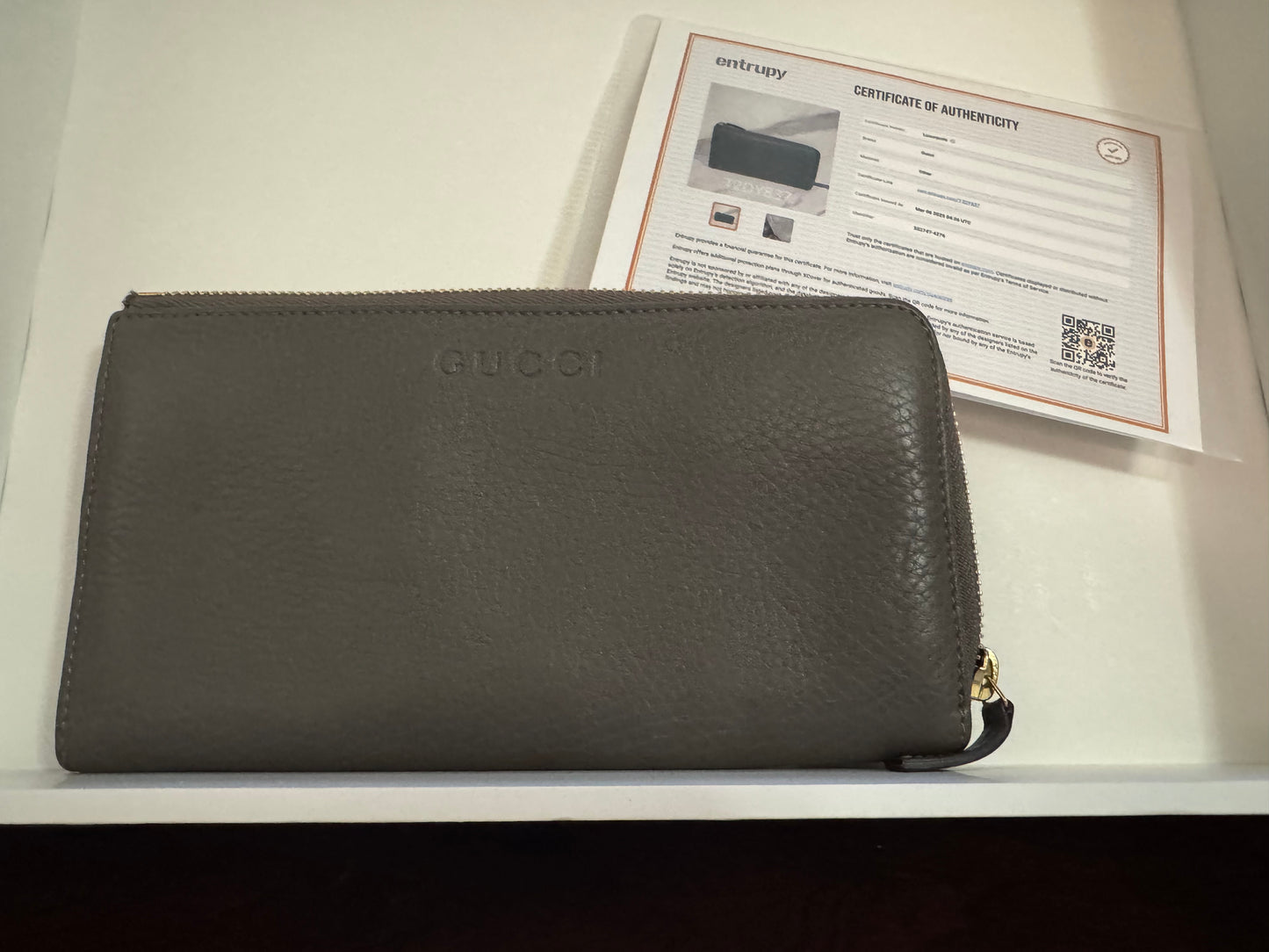 Gucci Pebbled Leather Zip Wallet