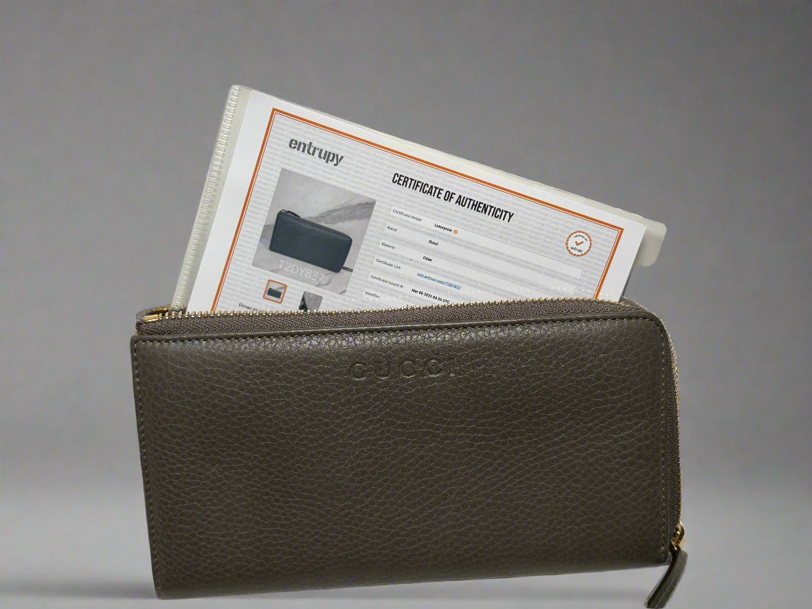 Gucci - Slate Wallet Front