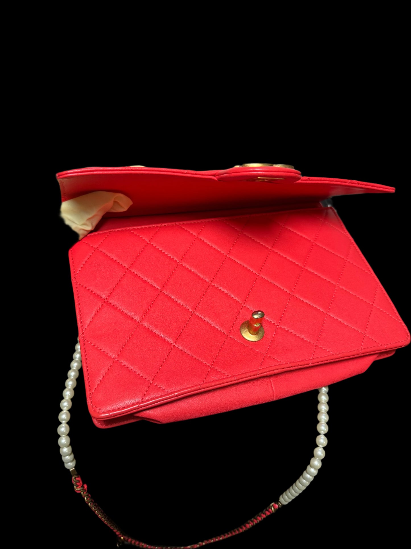 Chane - Red Pearl Opened