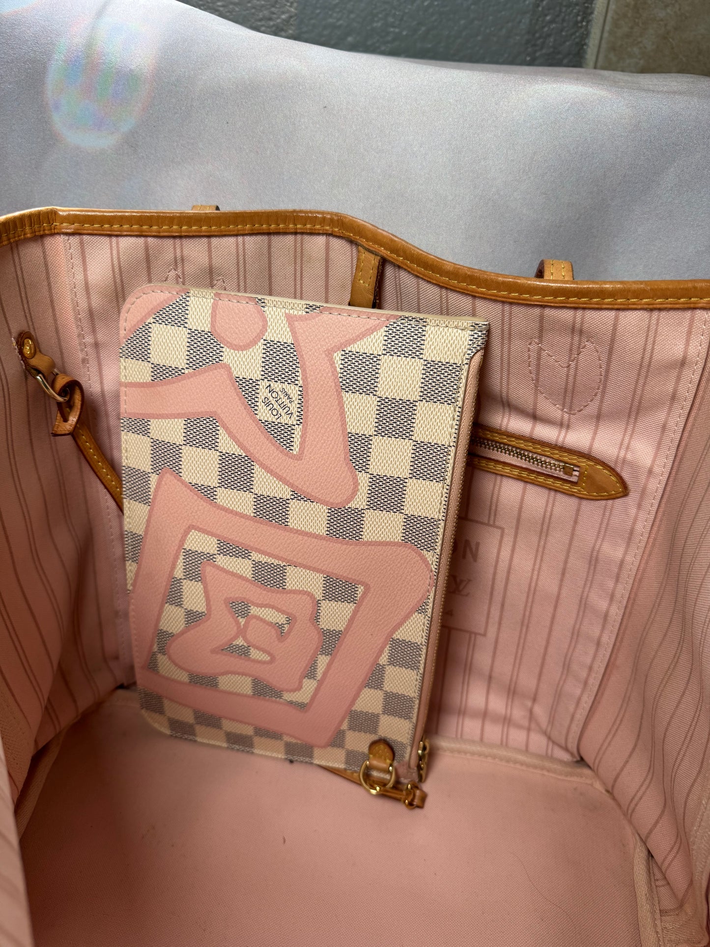 Louis Vuitton - Louis Vuitton Neverfull MM Damier Azur Tahitienne with Pouchette