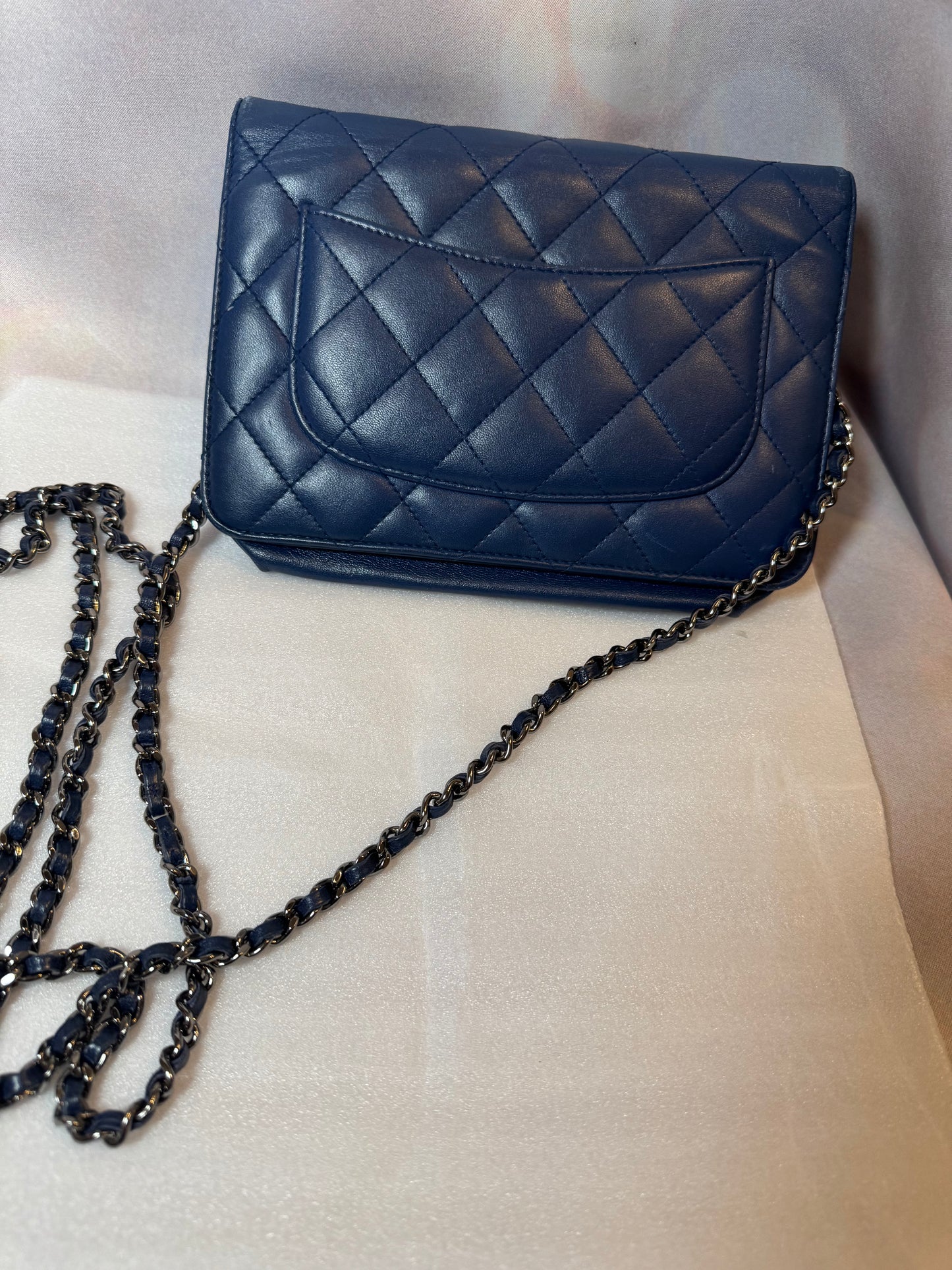 Chanel - Wallet on Chain Quilted Lambskin - Blue