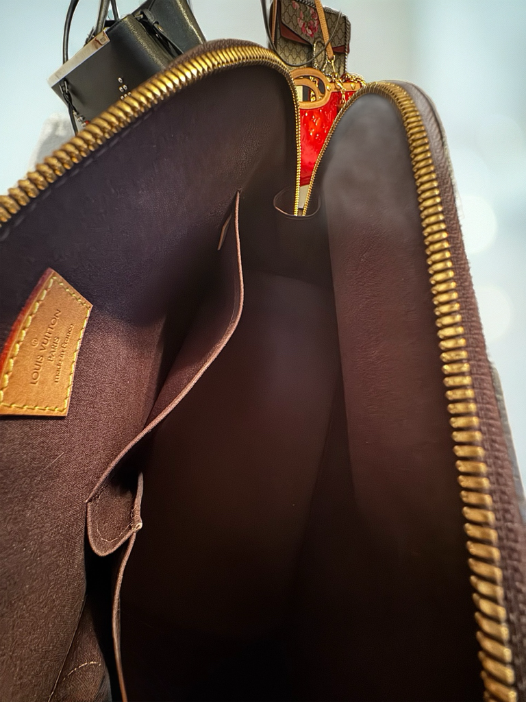 Louis Vuitton Alma PM in Vernis Patent Leather – Burgundy