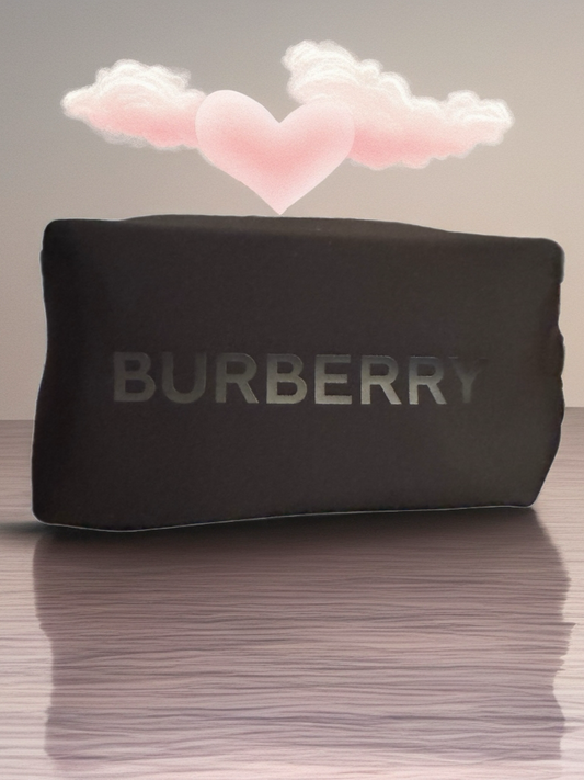 🖤 Burberry Black Logo Zip Pouch – New (Gift with Purchase)*
